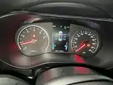 Фото 4 - BYD Song MAX