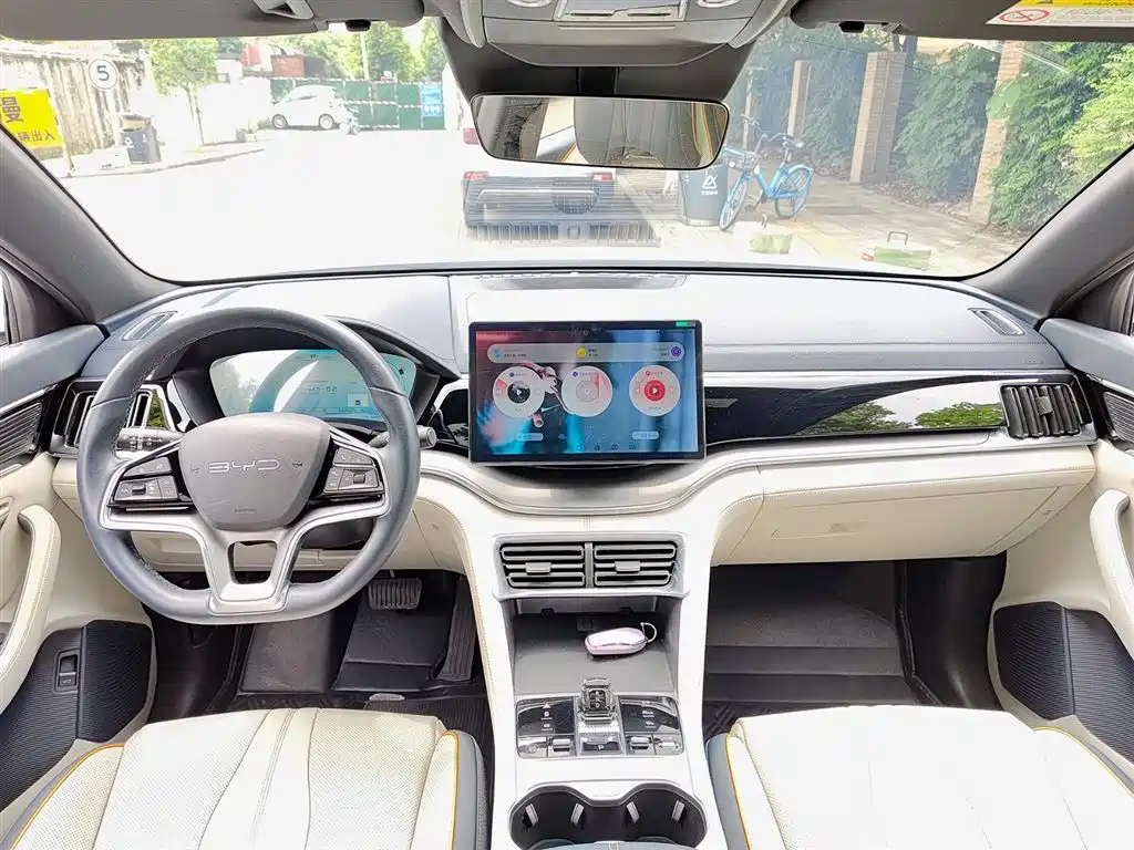 BYD Song PLUS PHEV 2023 Champion Edition DM-i 110KM Flagship PLUS фото 10