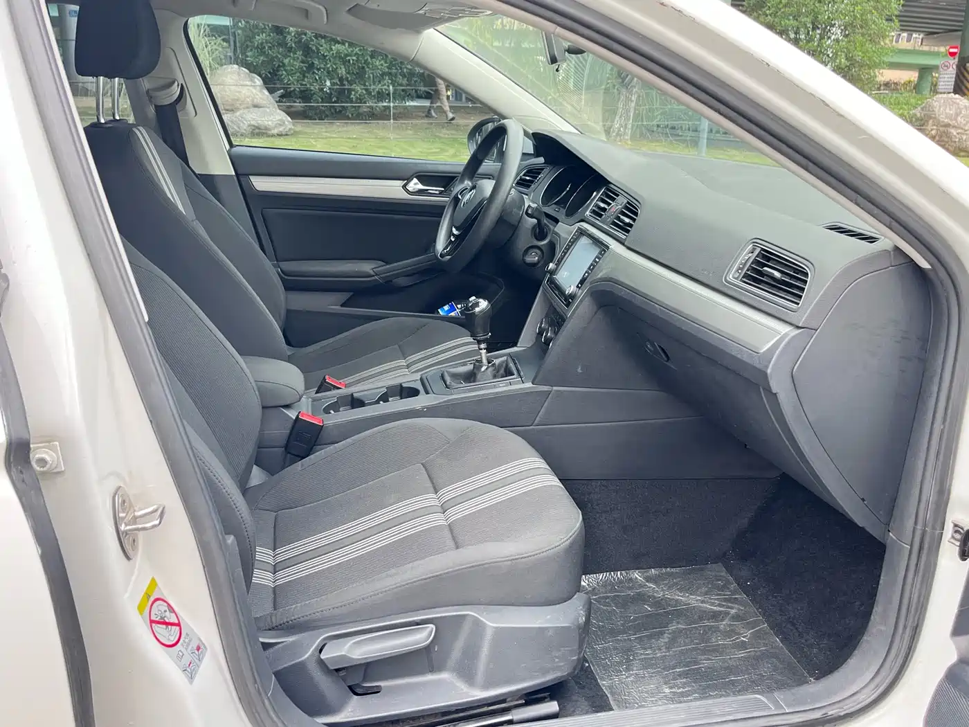 Volkswagen Lamando 2015 230TSI Manual Style Edition фото 12