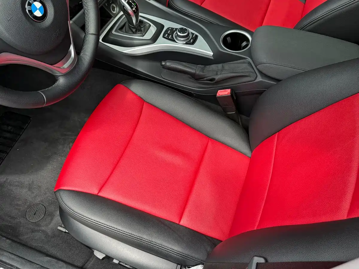 BMW X1 2014 sDrive18i Leading Edition фото 5