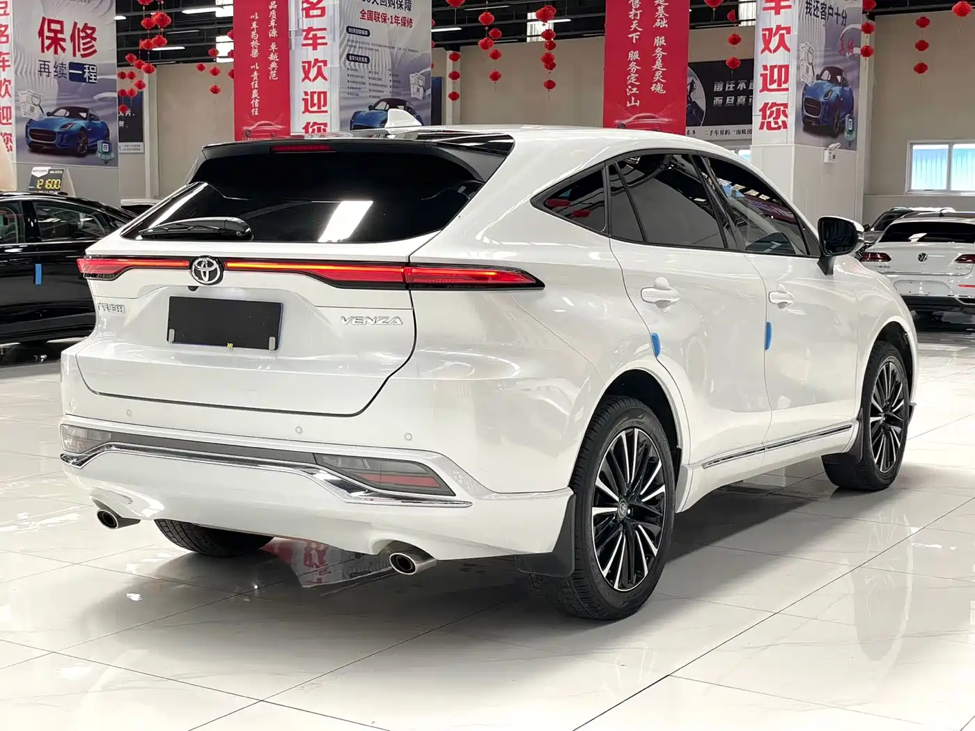 Toyota Venza 2023 2023 Model 2.0L CVT 2WD Tech Edition