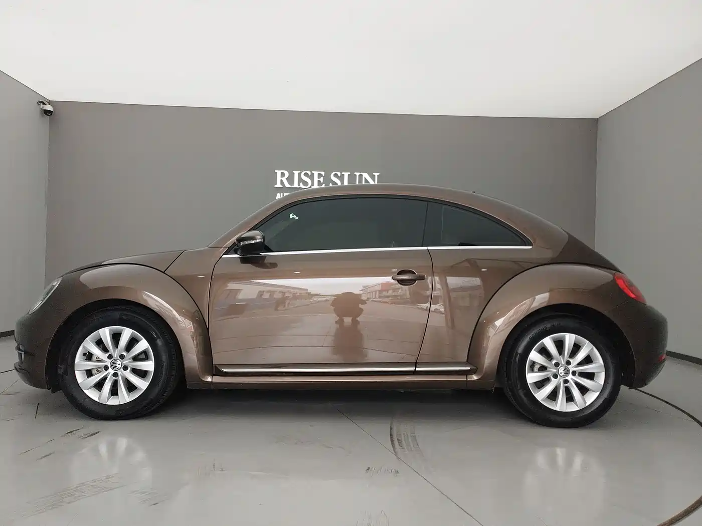 Volkswagen Beetle 2015 180TSI фото 4