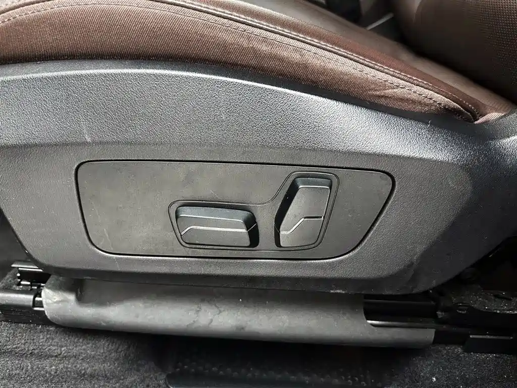 BMW X1 2023 sDrive20Li X Design Package фото 18