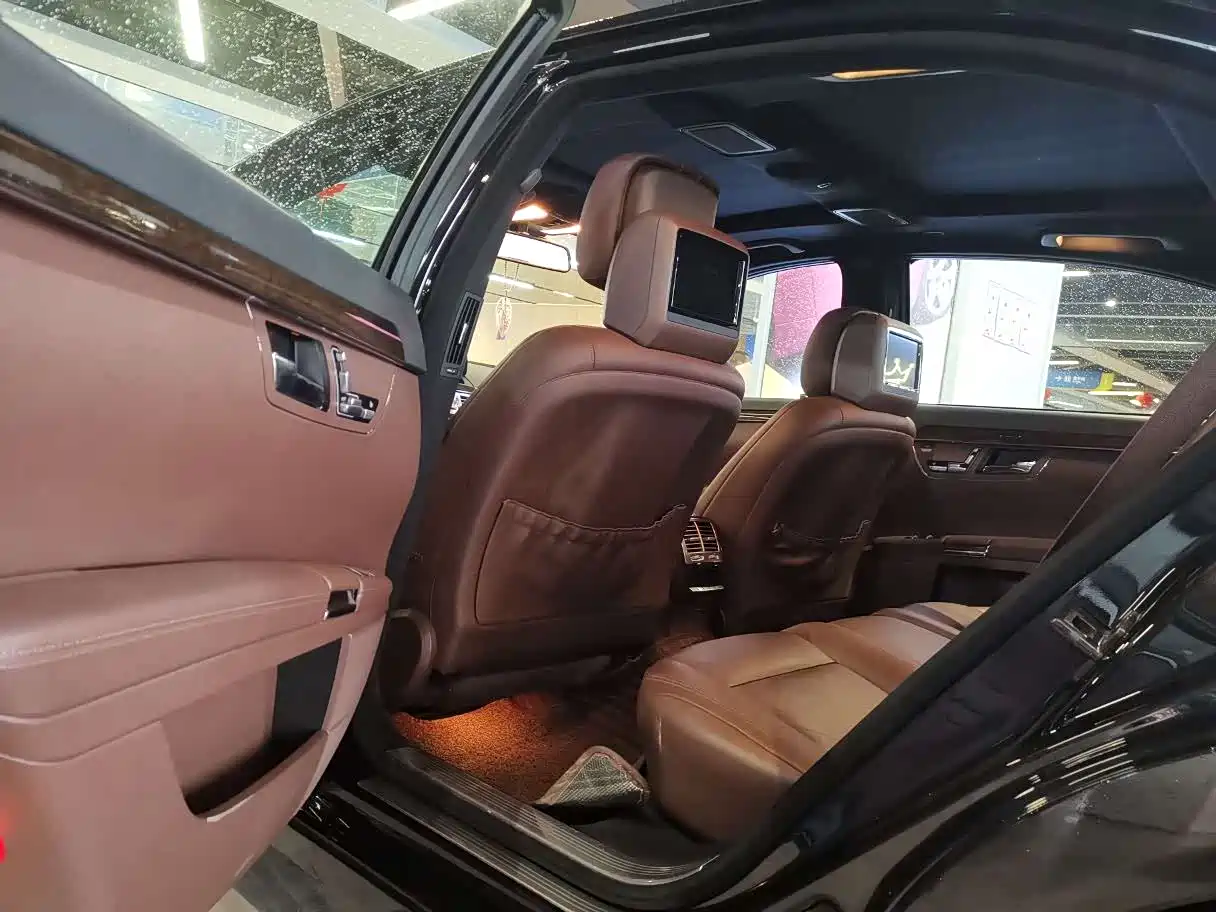 Mercedes-Benz S-Class 2012 S 300 L Premium Grand Edition фото 10