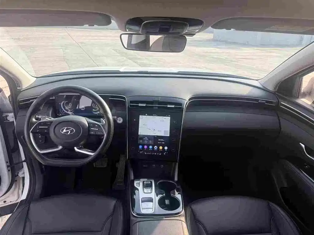 Hyundai Tucson 2023 Tucson L 1.5T Automatic 2WD LUX Premium Edition фото 5