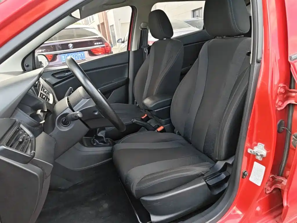 Baojun 310 2016 2016 1.2L Manual Value Edition