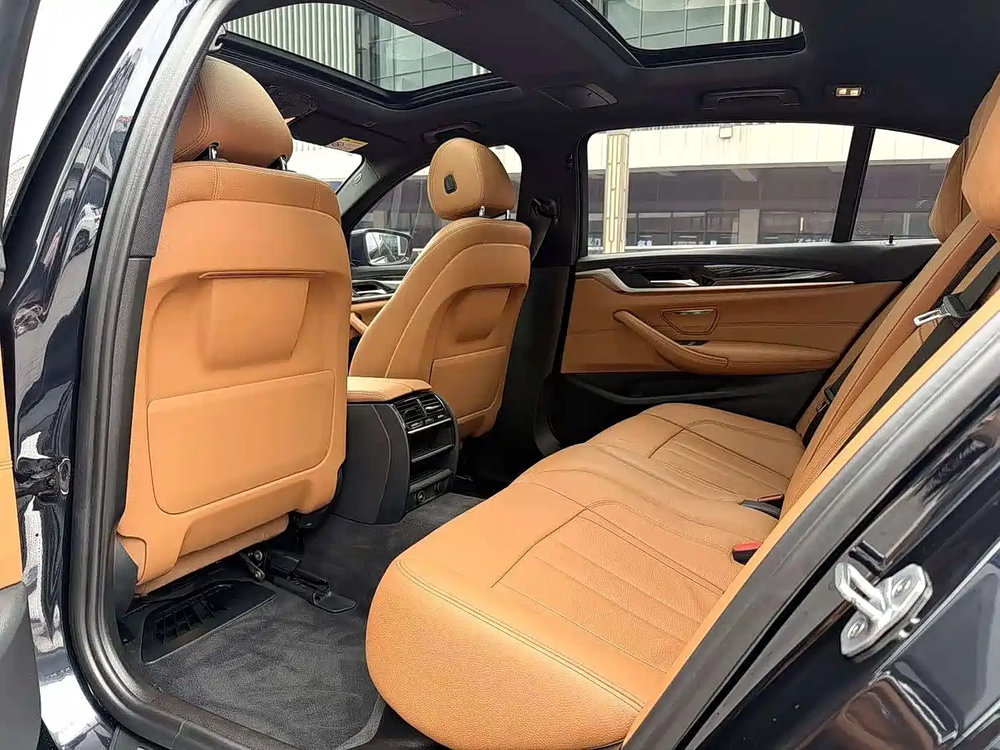 BMW 5 Series 2018 Facelift 530Li Leading M Sport Package фото 6