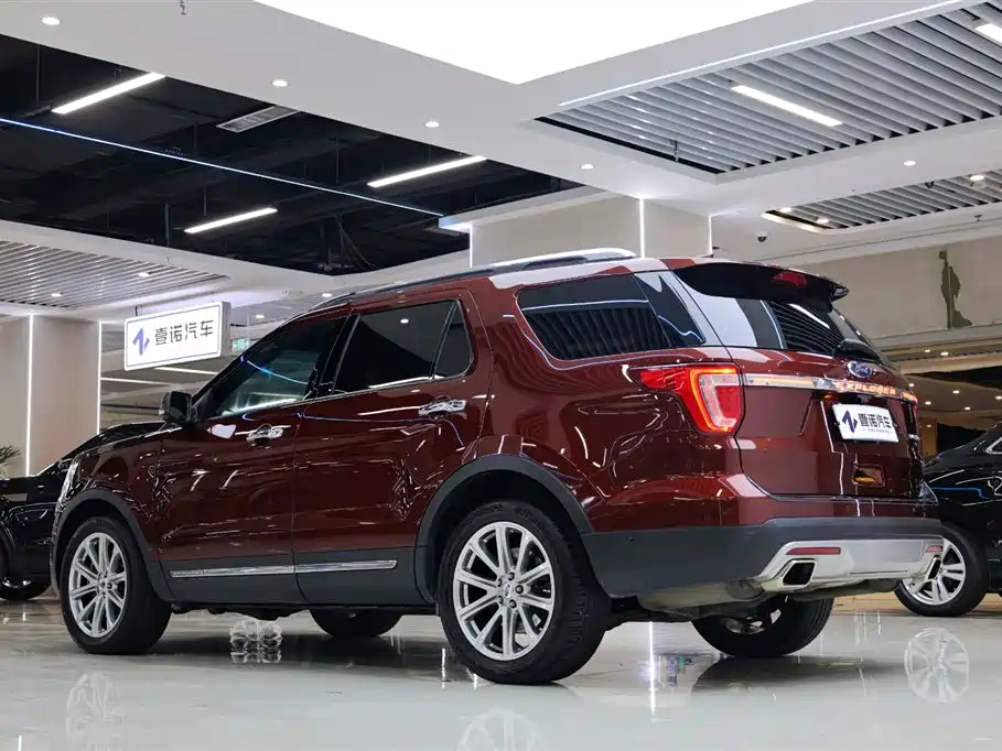 Ford Explorer (Import) 2016 3.5T Platinum Edition фото 5