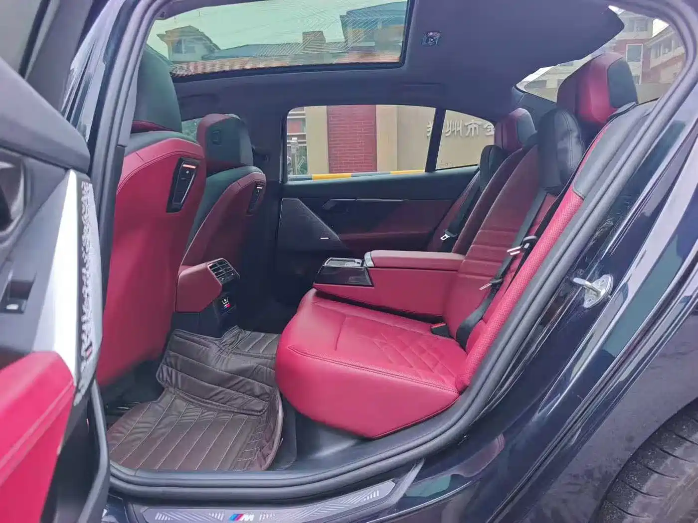 BMW i5 2025 2025 eDrive 40L M Sport Package