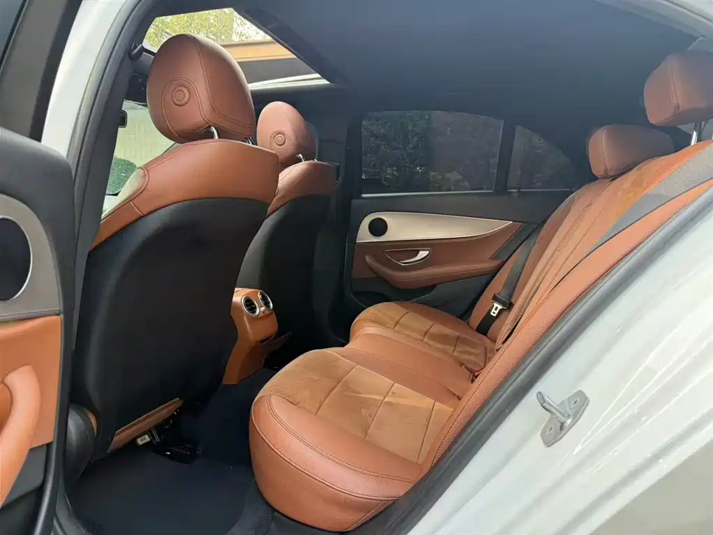Mercedes-Benz E-Class 2017 E 200 Sport 4MATIC фото 6