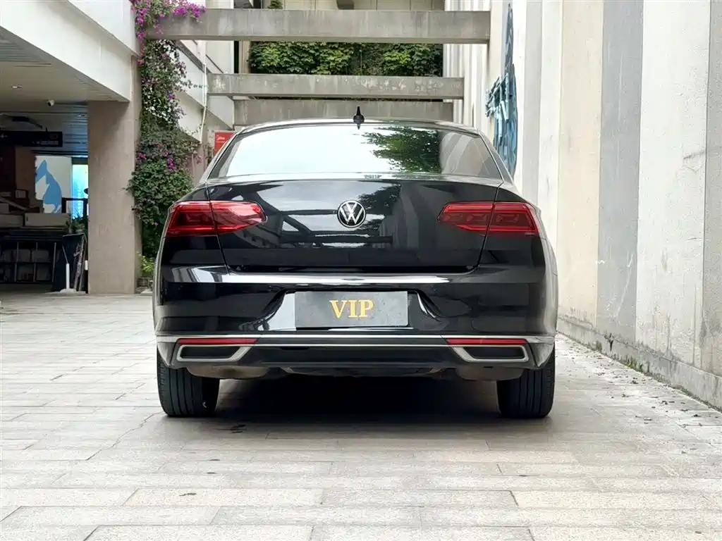 Volkswagen Magotan 2020 330TSI DSG Leading фото 9