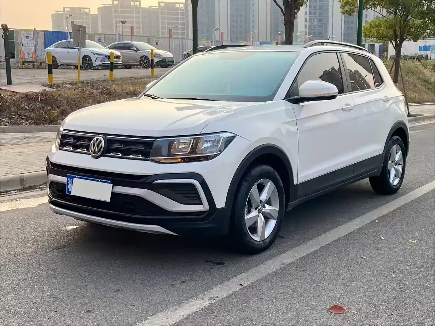 Фото 1 - Volkswagen T-Cross