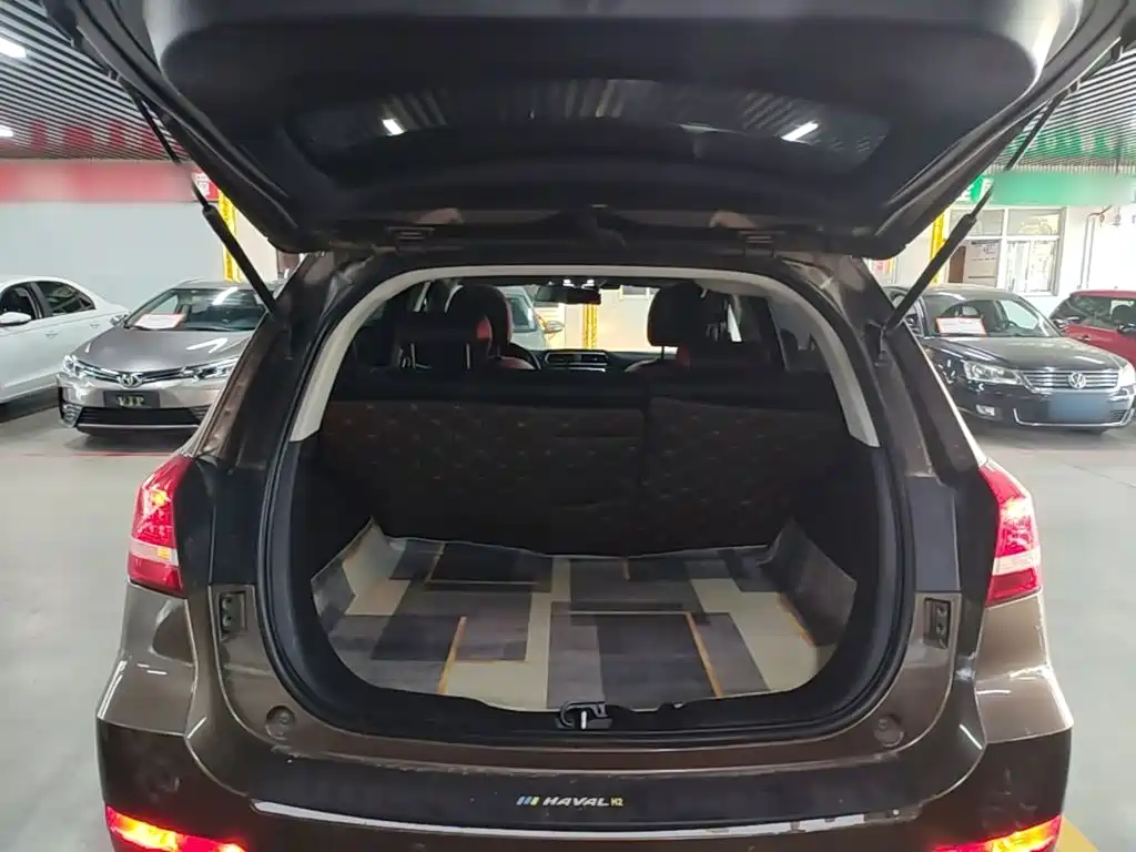 Photo 19 - Haval H2