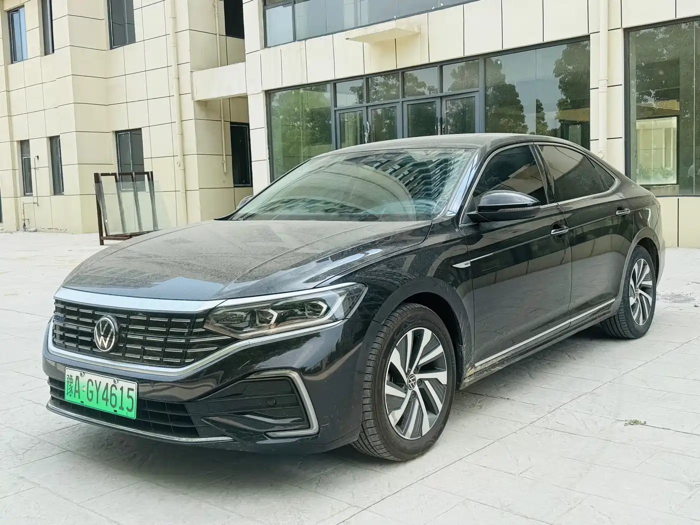 Volkswagen Passat New Energy 2022 430PHEV Hybrid Luxury Edition фото 3