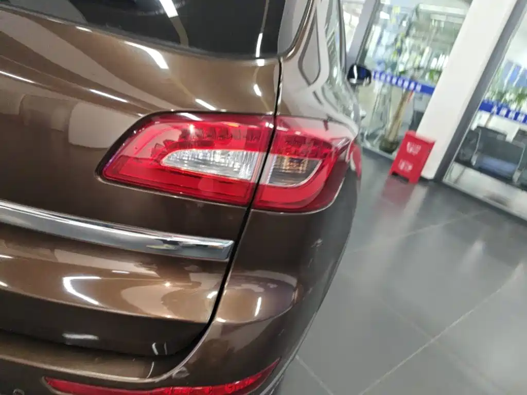 BAIC Huansu S6 2017 2017 1.5T CVT Delight