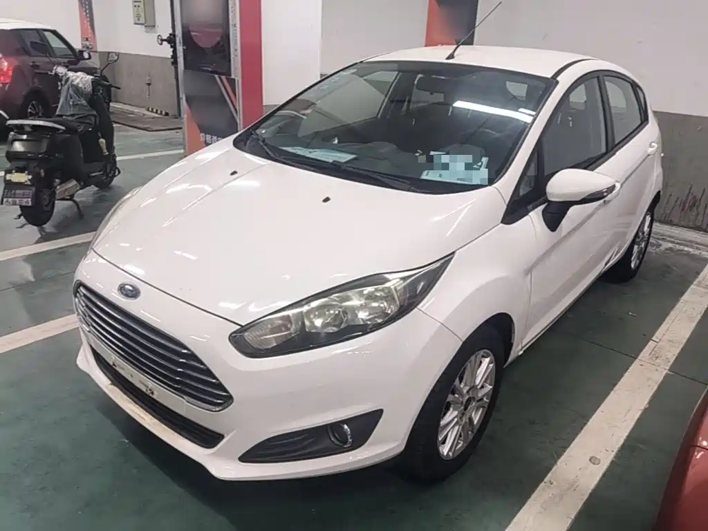 Ford Fiesta 2015 2013 Hatchback 1.5L Manual Fashion