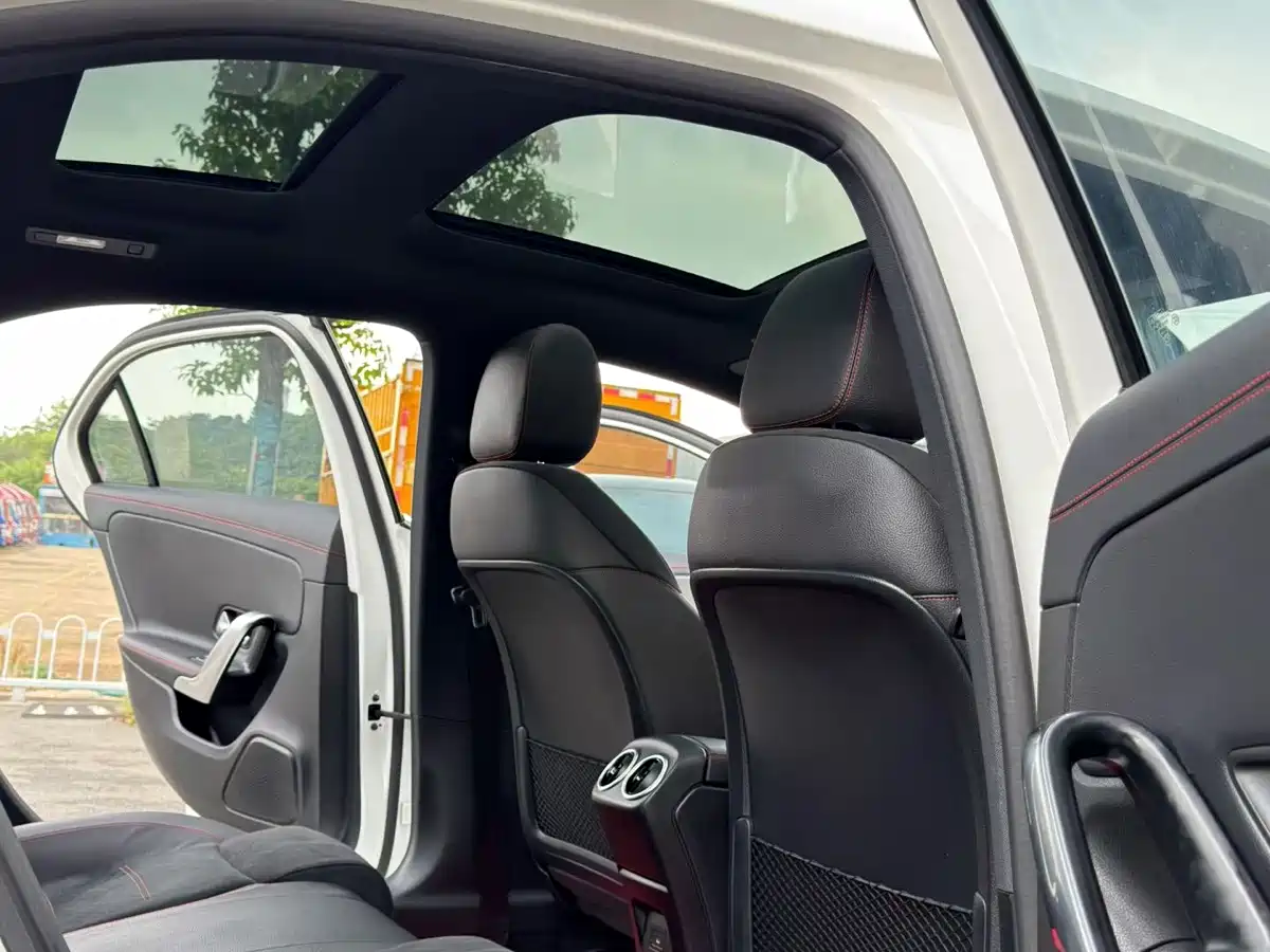 Mercedes-Benz A-Class 2025 2025 A 200 L Fashion Edition