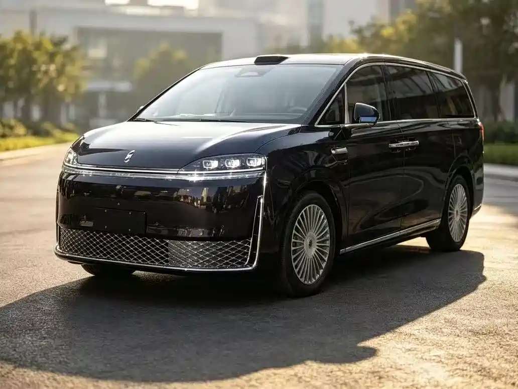Zhijie Zunjie MPV