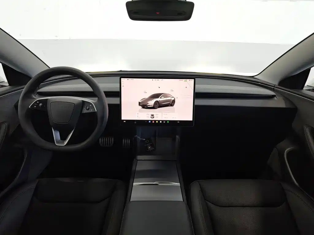 Tesla Model 3 2026 2025 Model Year Facelift Rear-Wheel Drive