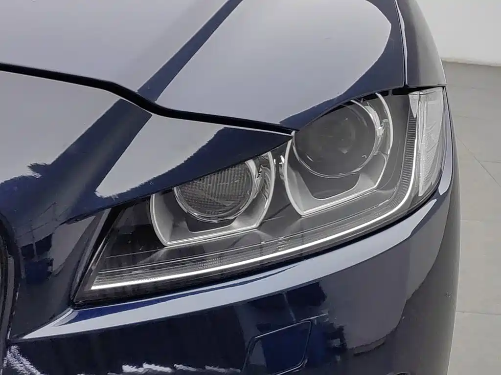Фото 7 - Jaguar F-PACE
