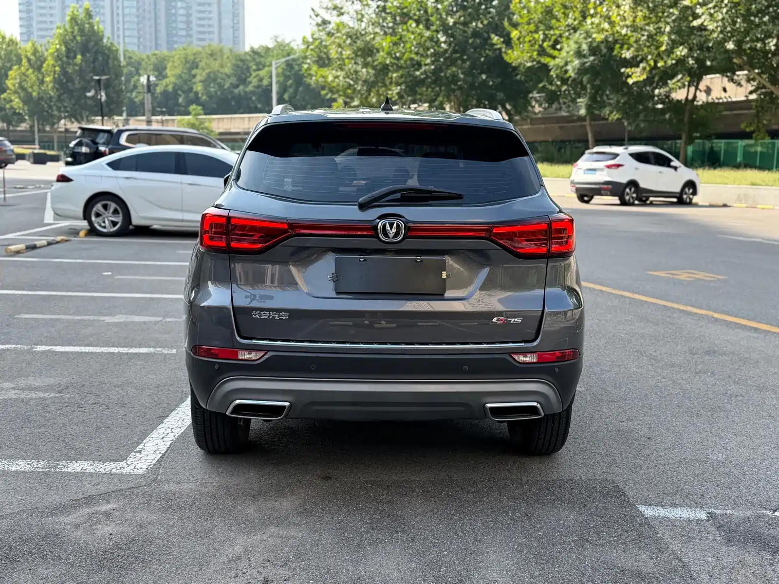 Фото 5 - Changan CS75