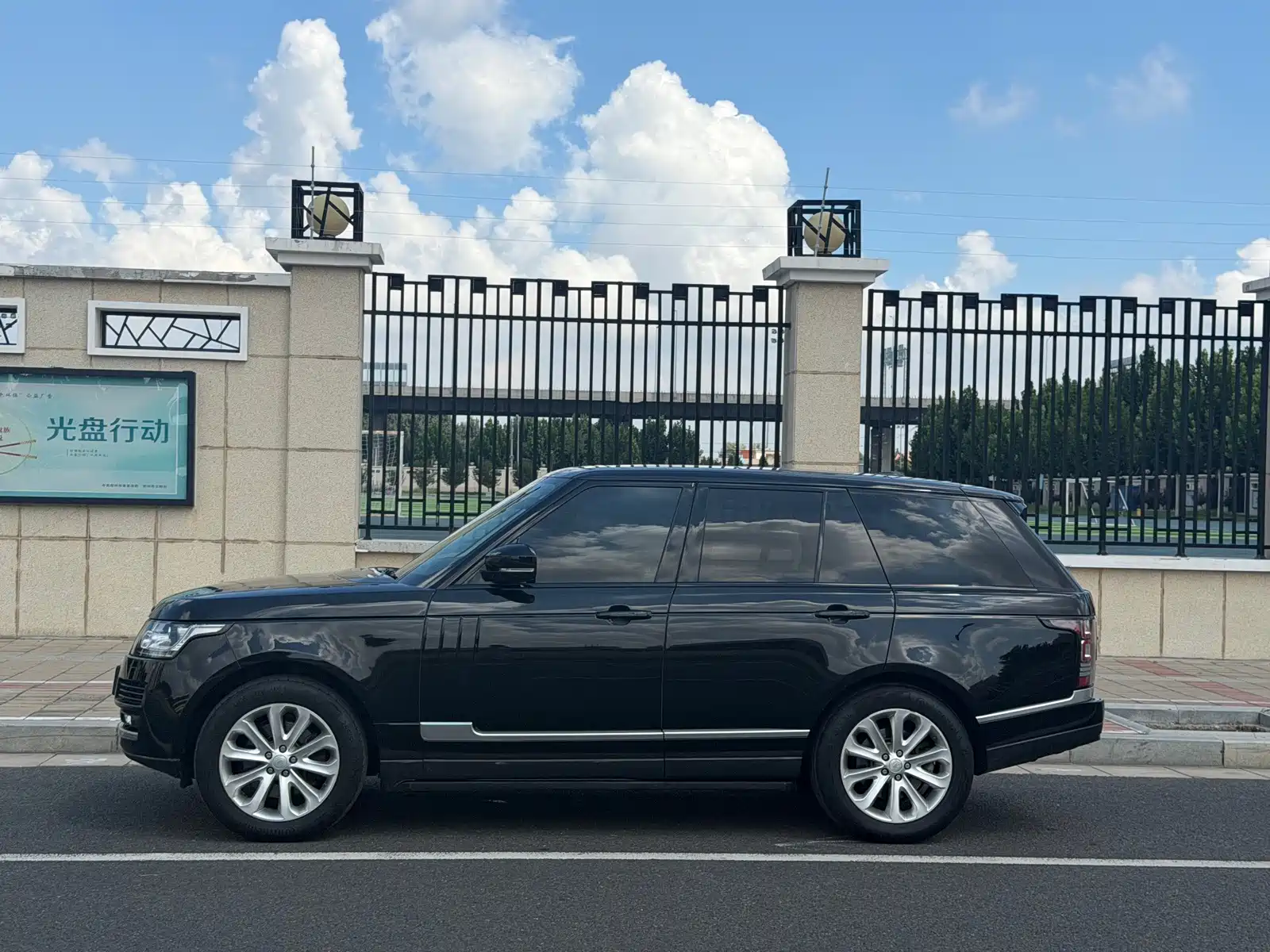 Фото 3 - Land Rover Range Rover