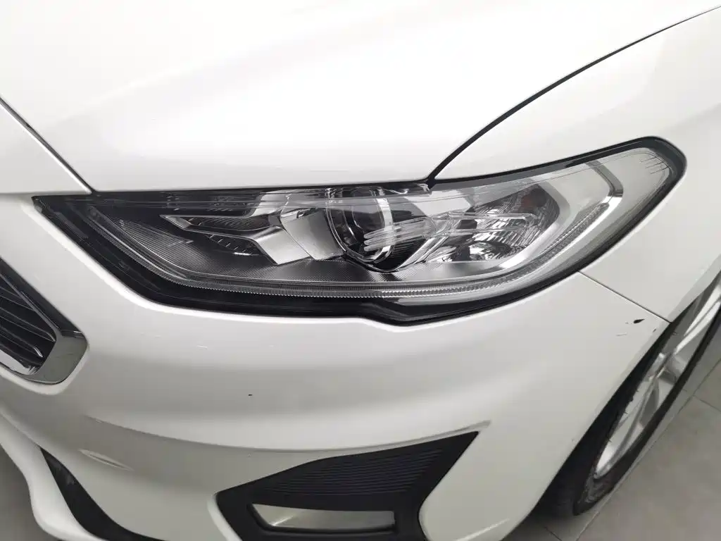 Ford Mondeo, миниатюра 7
