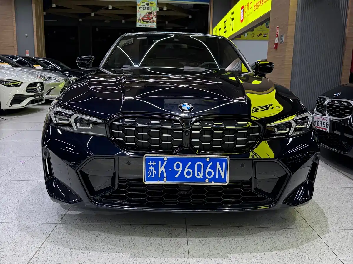  BMW BMW 3 Series 2023 325i M Sport Black Night Package