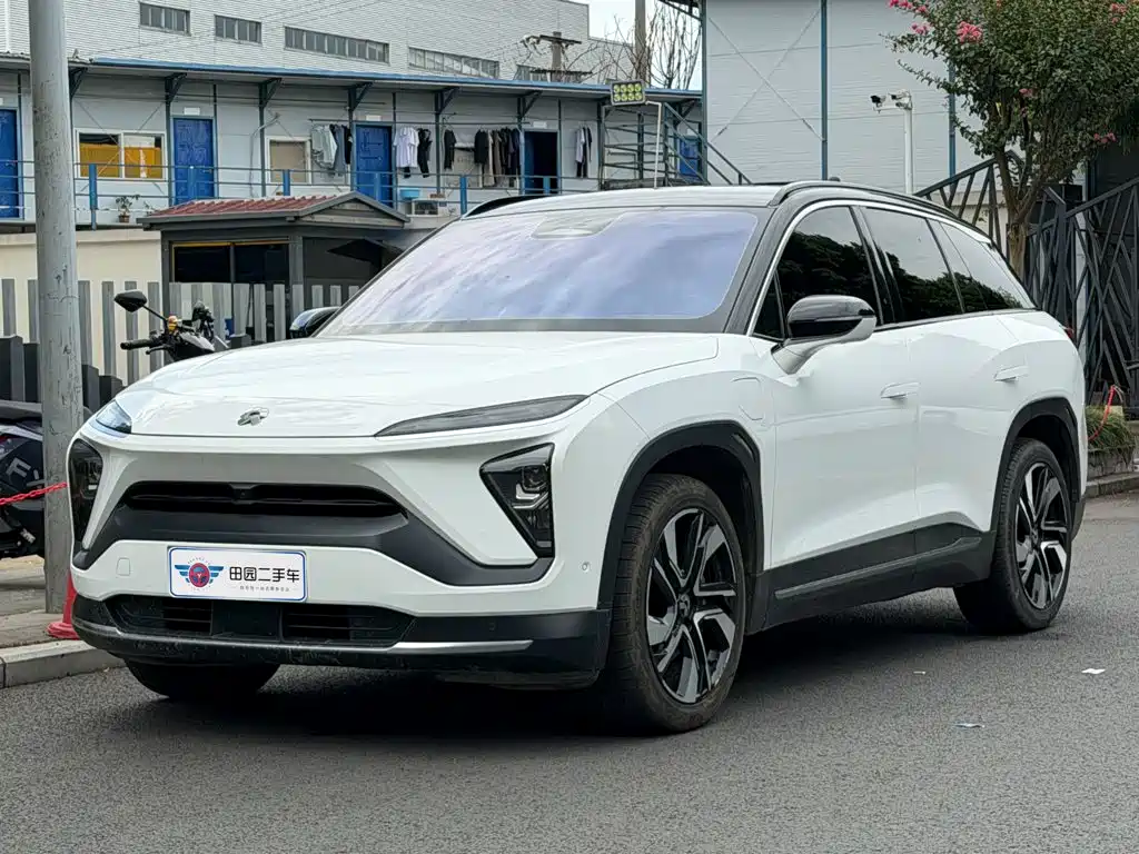 Фото 1 - NIO ES6