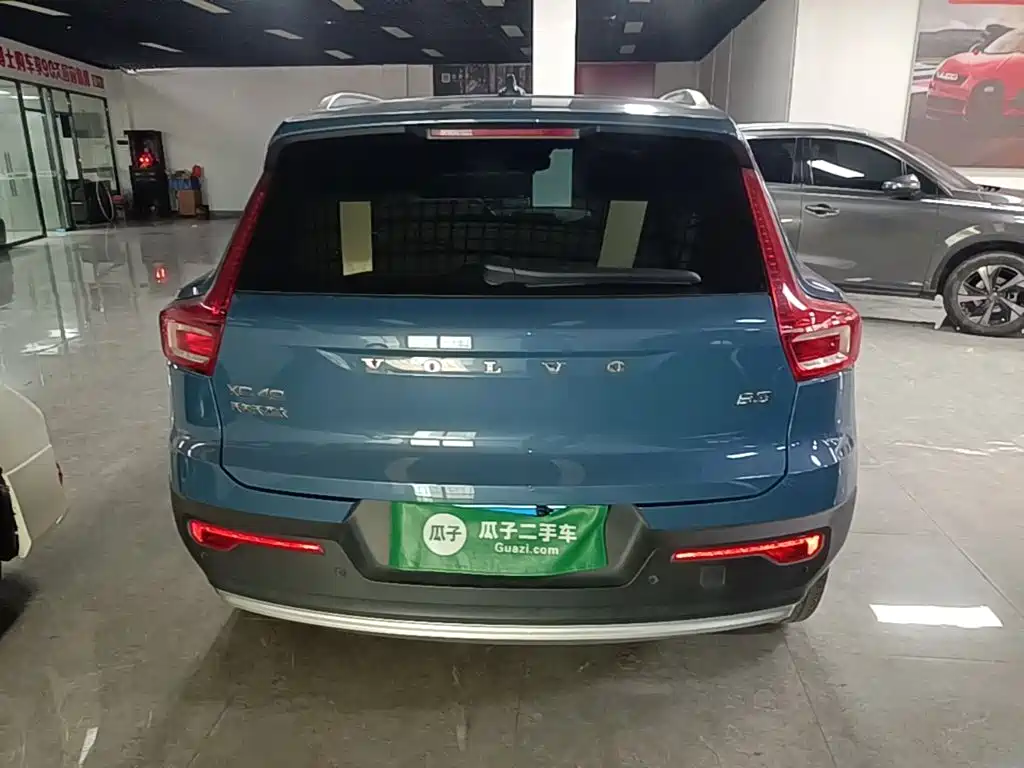 صورة 6 - Volvo XC40