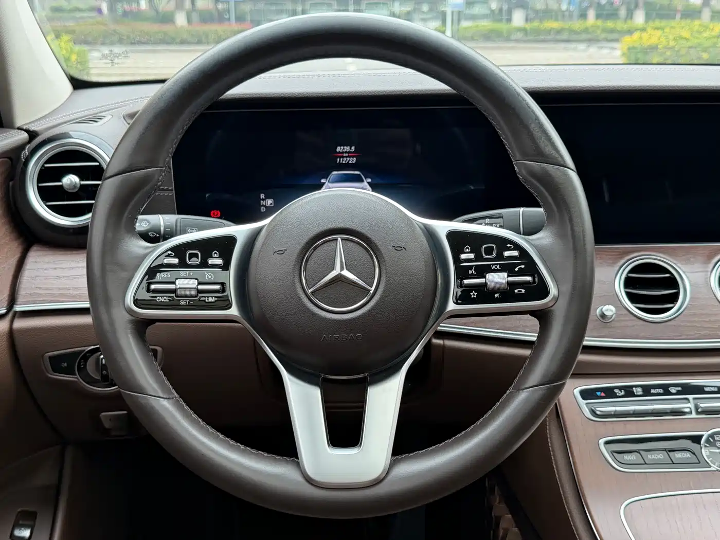 Mercedes-Benz E-Class 2020 Facelift E 300 L Sport Fashion фото 8