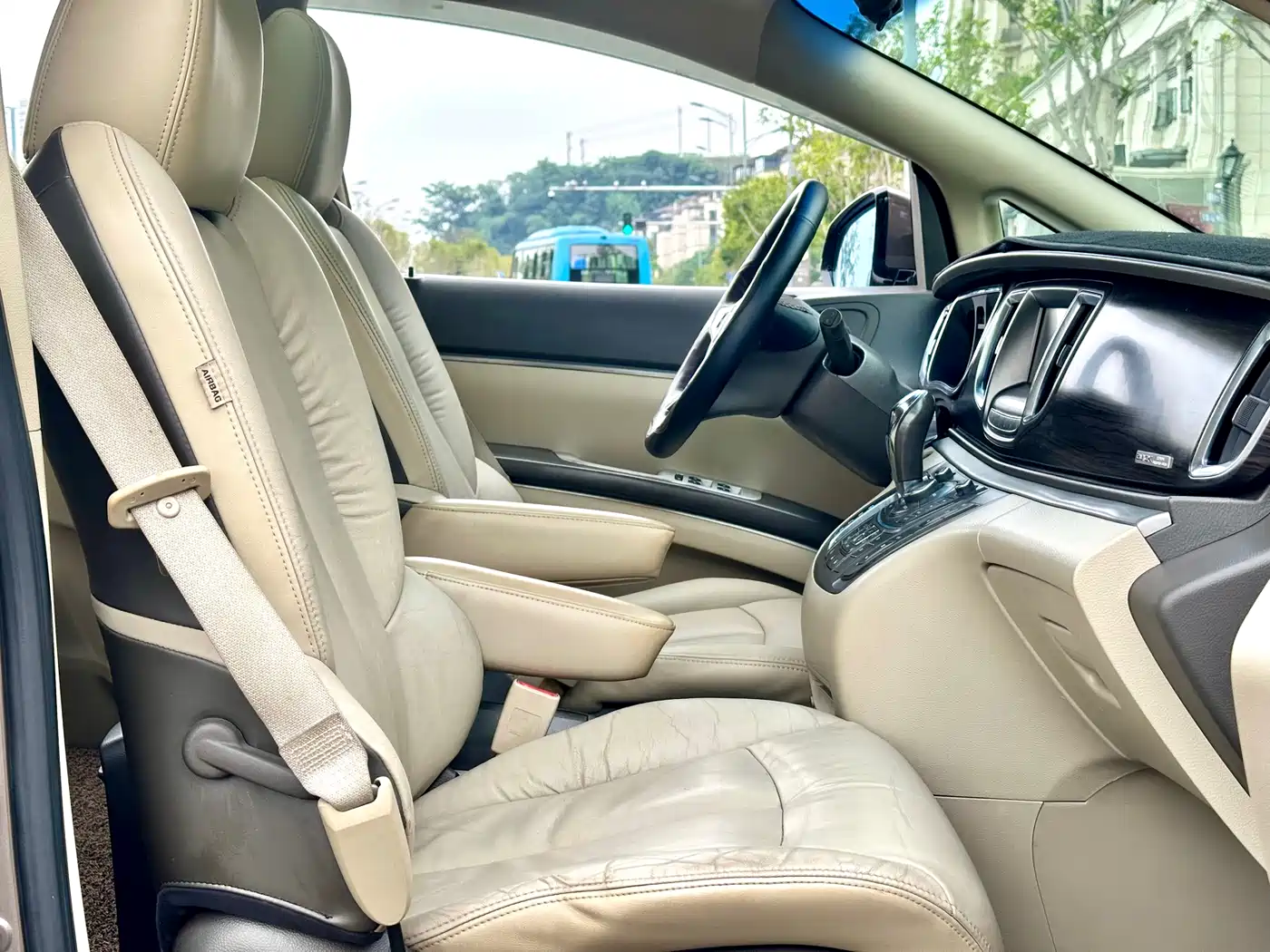Buick GL8 2011 3.0L GT Luxury Business Elegance Edition фото 23