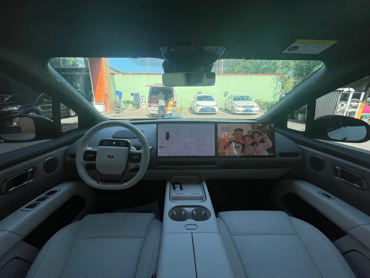 Li Auto i6 2025 2025 4WD Base Model