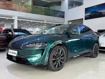 Luxeed R7