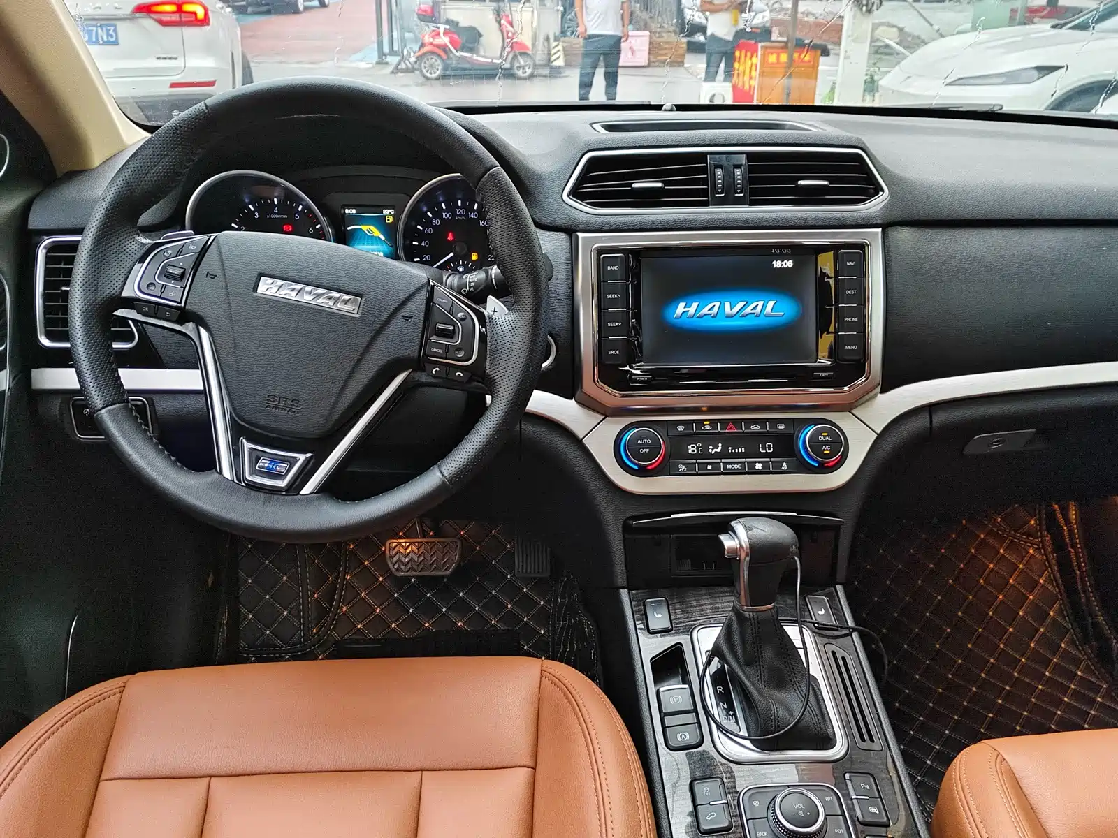 Фото 6 - Haval H6 Coupe