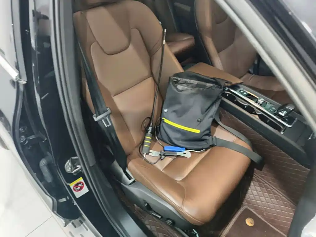 Volvo XC60 2025 2025 B5 AWD Smart Luxury Edition