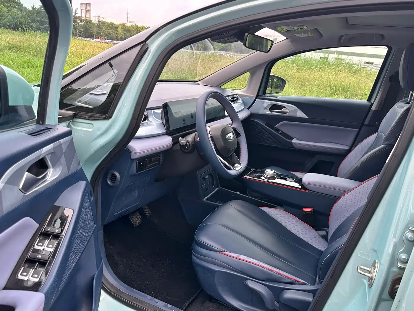 Geely Geometry E Firefly 2022 2023 401KM Thunderbolt Tiger 5-Seater