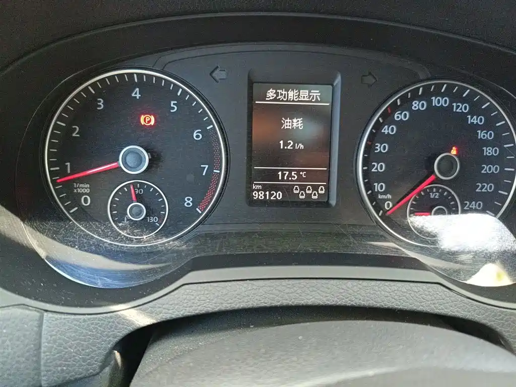 Volkswagen Sharan 2016 380TSI Comfort 7-seater фото 5