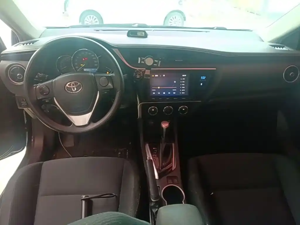 Photo 10 - Toyota Levin