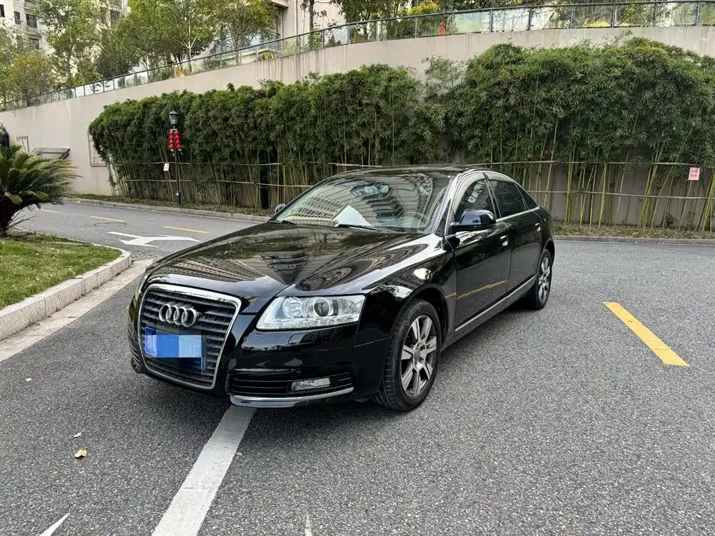 Audi A6L 2011 Model 2.8 FSI Comfort фото 2