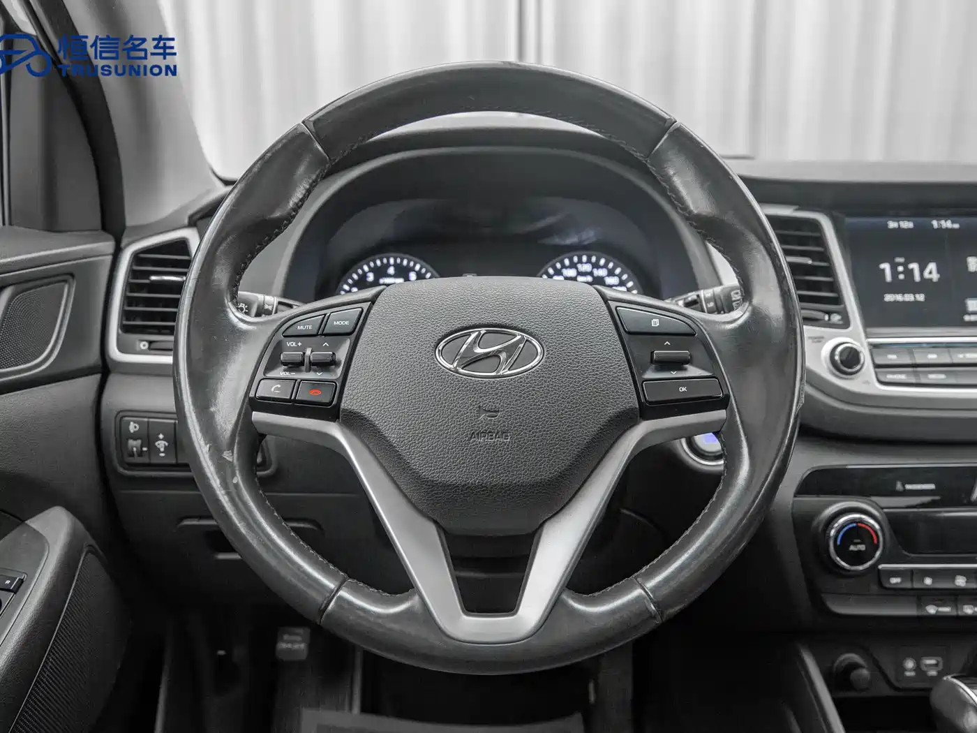 Hyundai Tucson 2018 1.6T DCT 2WD 15th Anniversary Special Edition фото 16