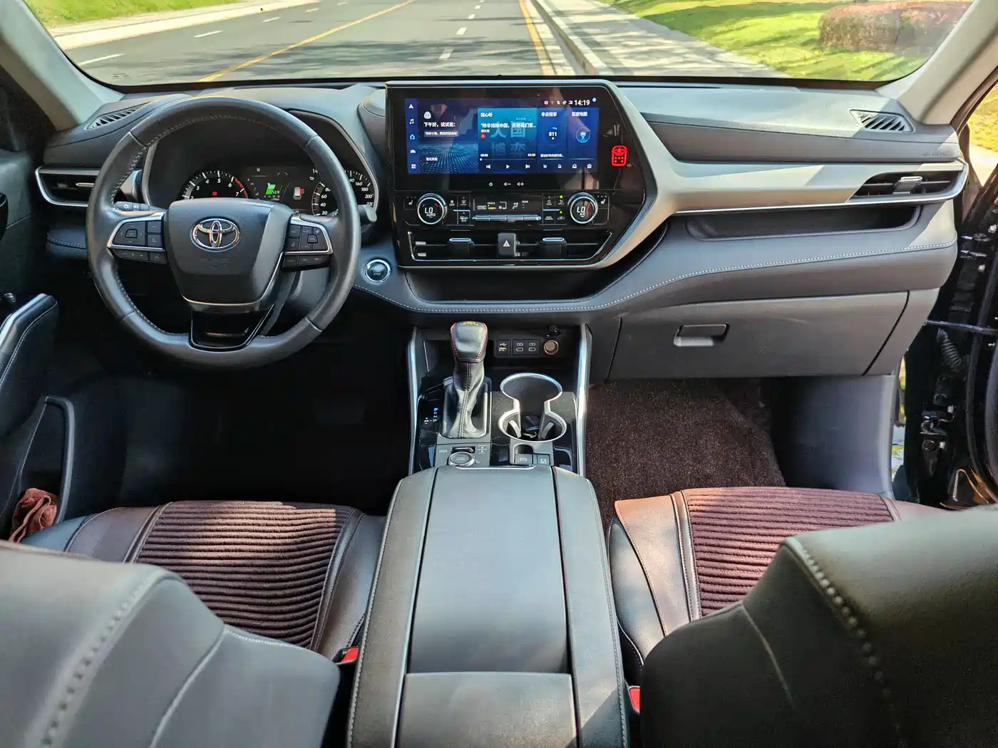 Toyota Highlander 2024 2022 380T 4WD Premium 7-Seater
