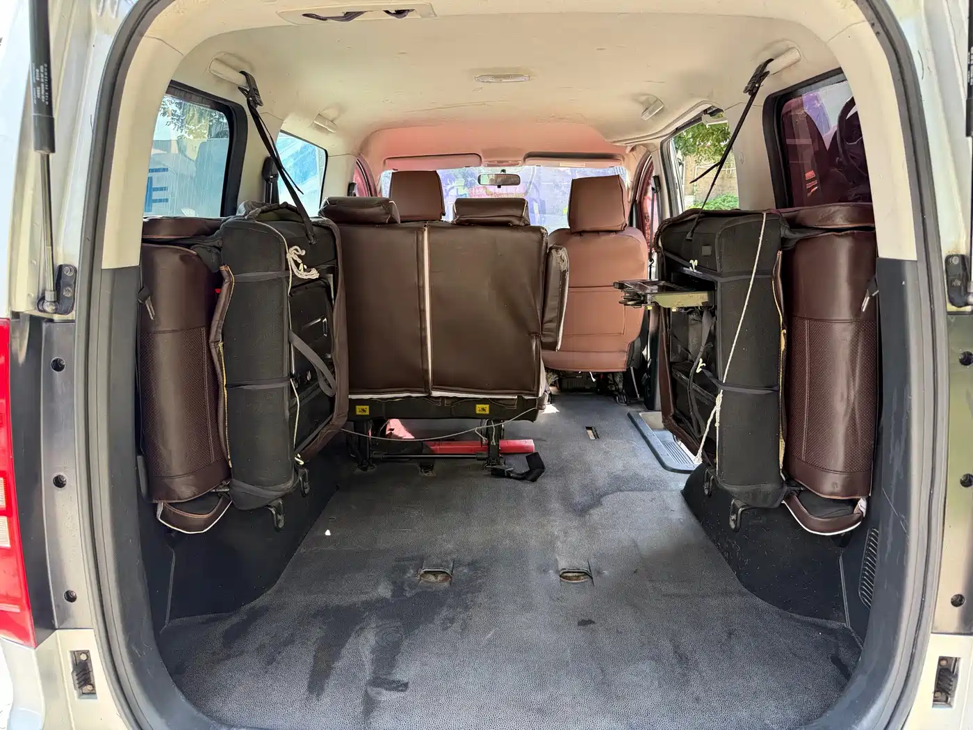 JAC Refine M3 2016 2016 IKEA Edition 1.6L Luxury
