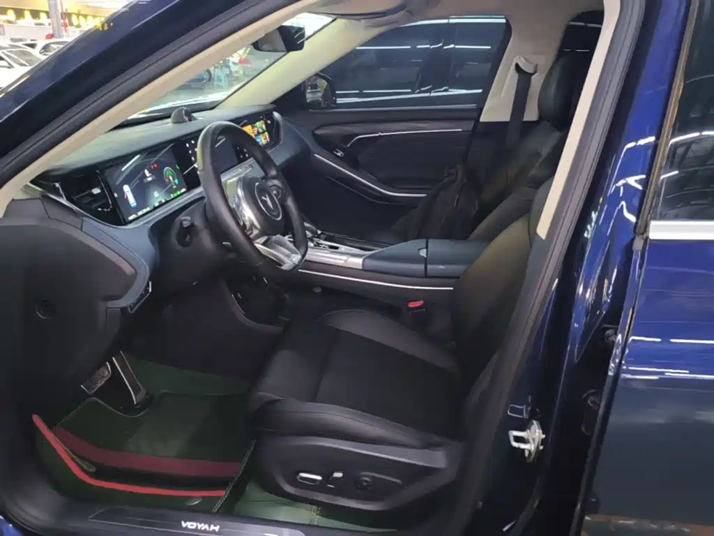 Voyah Free 2021 2021 AWD Standard Range Extender Exclusive Luxury Package