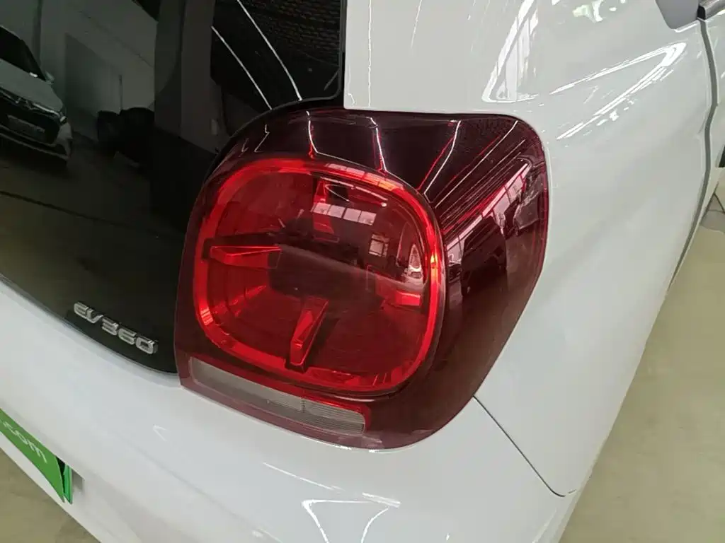 Roewe Clever 2021 2021 302km All-round Edition