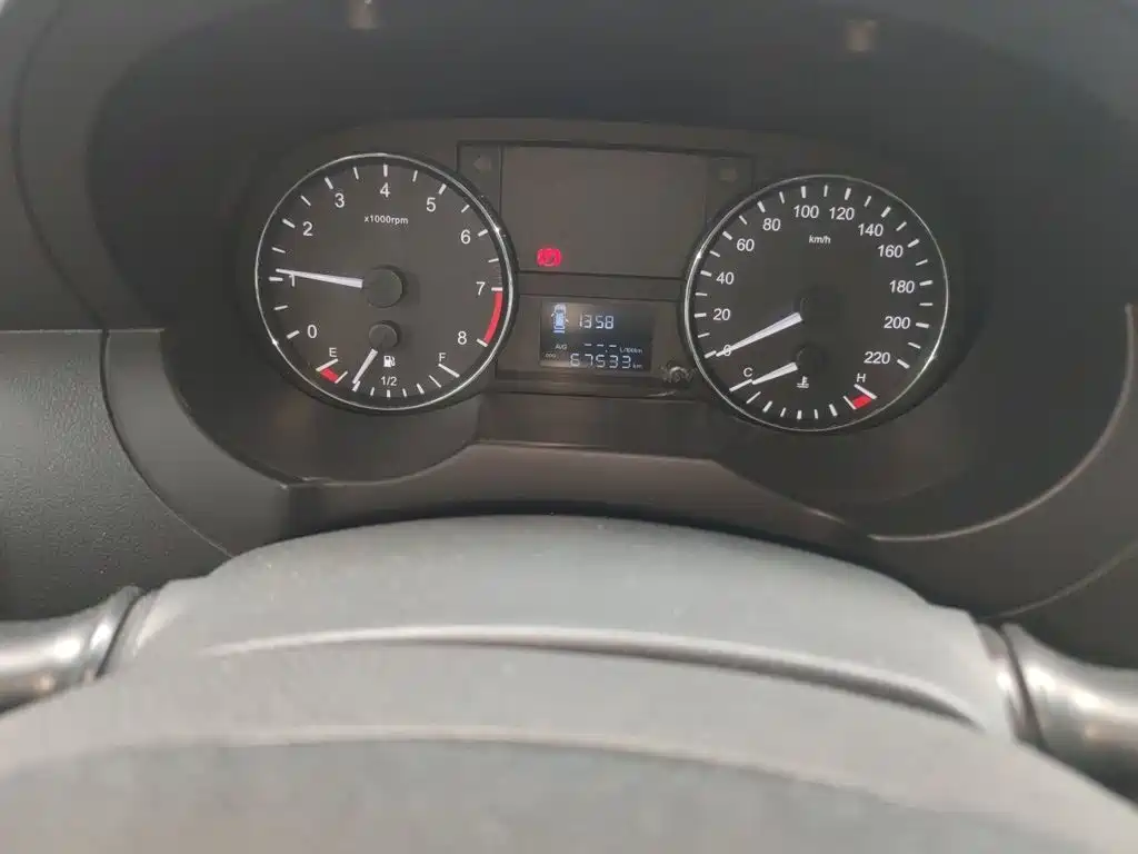 Фото 8 - JAC Refine M3