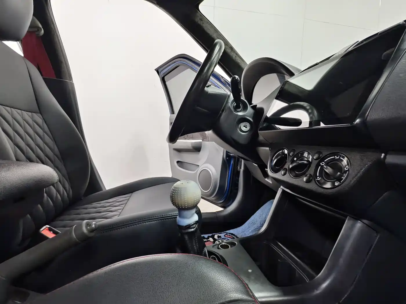 Suzuki Swift 2014 1.3L Manual Standard фото 14