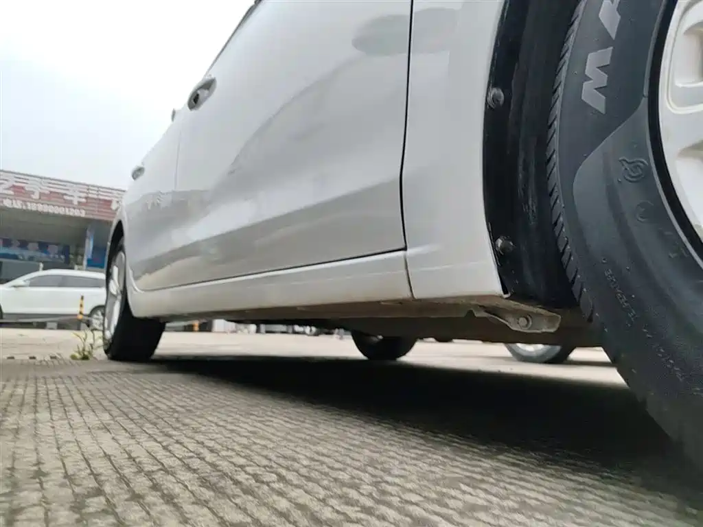 Buick Excelle 2016 15N Automatic Progressive фото 21