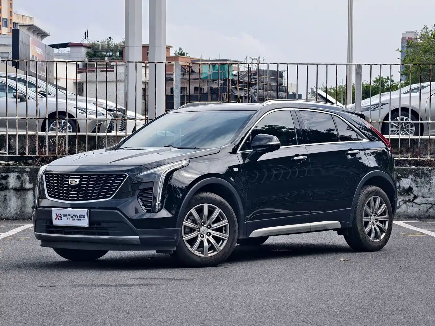 Cadillac XT4 2019 2018 28T FWD Leading Edition