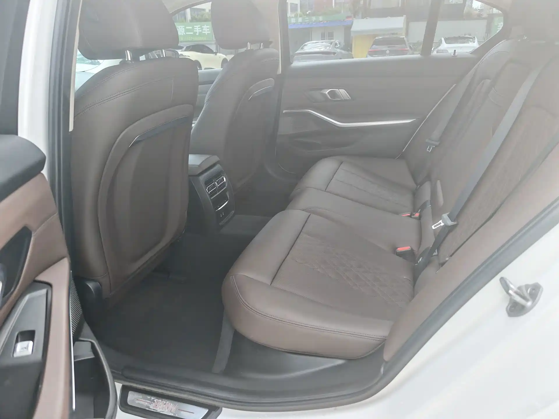 صورة 8 - BMW i3